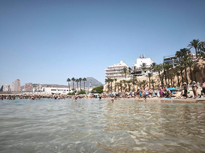 Piso en venta en Casco Antiguo Puerto, Benidorm de 3 habitaciones
