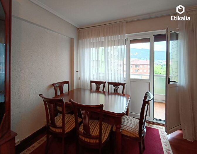 Casas en venta y pisos alquiler - 2