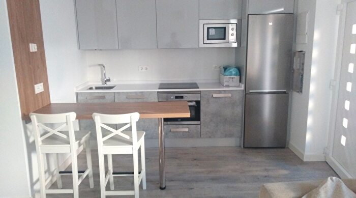Casas en venta y pisos alquiler - 1