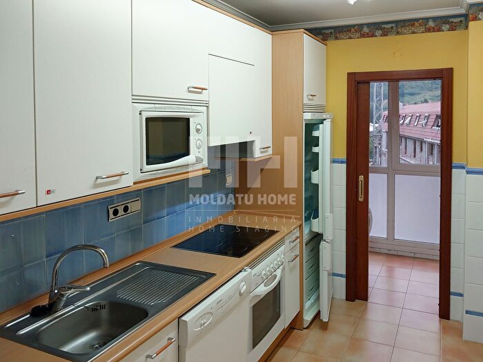 Casas en venta y pisos alquiler - 2