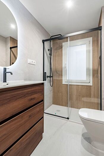 Casas en venta y pisos alquiler - 2