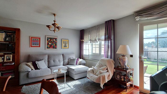Casas en venta y pisos alquiler - 2