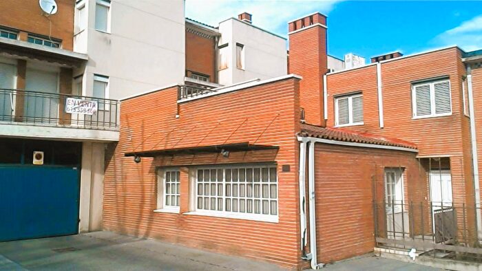 Casas en venta y pisos alquiler - 2
