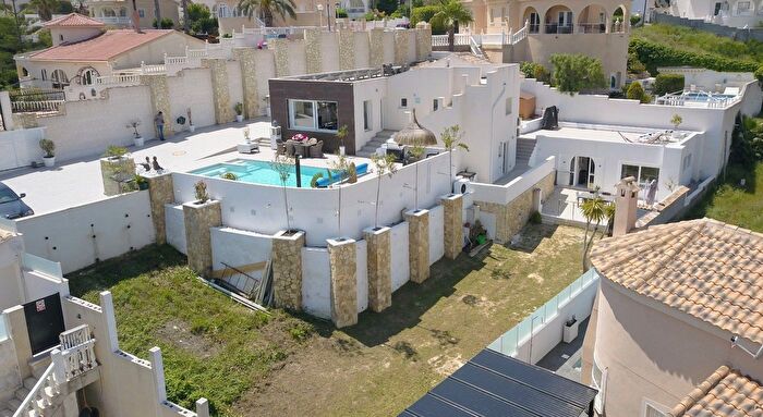 Casa en venta en Rojales, Alicante de 6 habitaciones