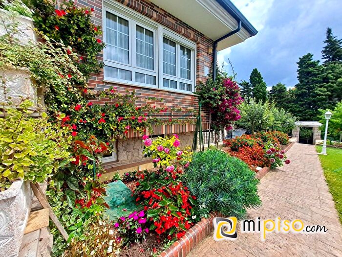 Casas en venta y pisos alquiler - 1