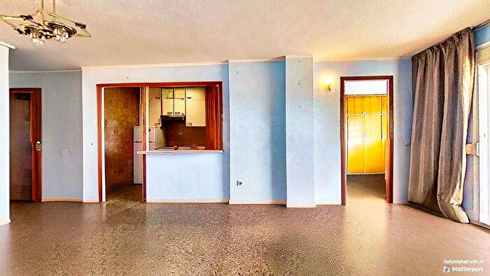 Casas en venta y pisos alquiler - 2
