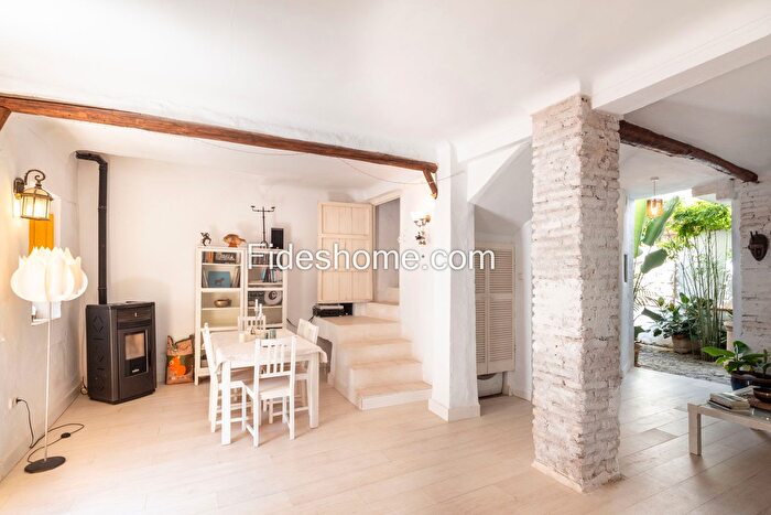 Casas en venta y pisos alquiler - 2