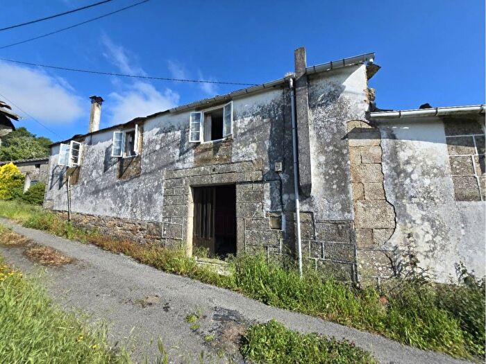 Casa en venta en Taboada, Lugo de 5 habitaciones