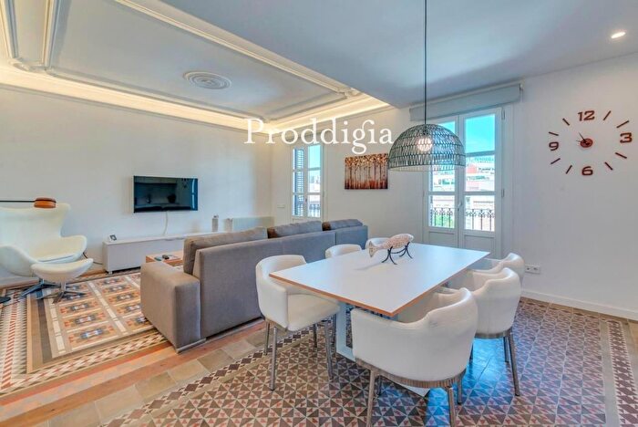 Casas en venta y pisos alquiler - 1