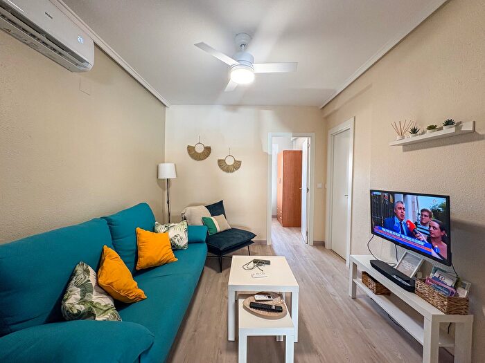 Casas en venta y pisos alquiler - 2