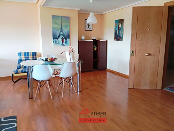 Casas en venta y pisos alquiler - 2