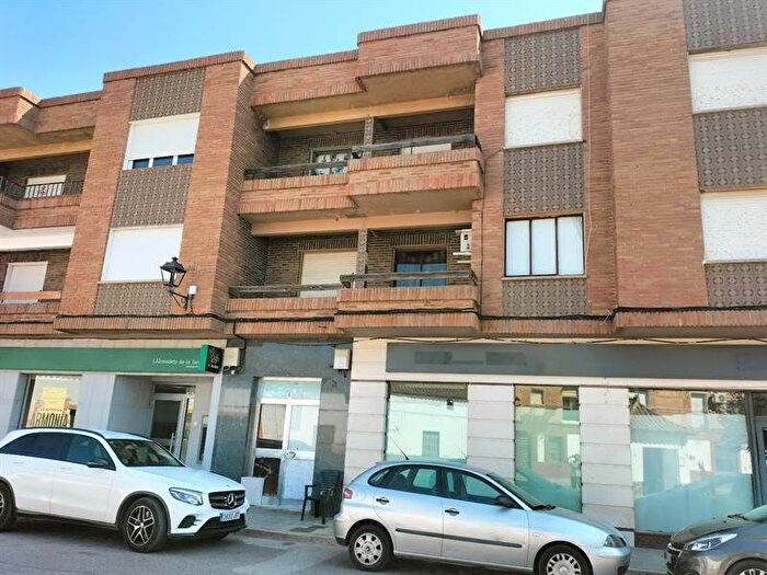 Piso en venta en Alcaudete de la Jara, Toledo de 3 habitaciones