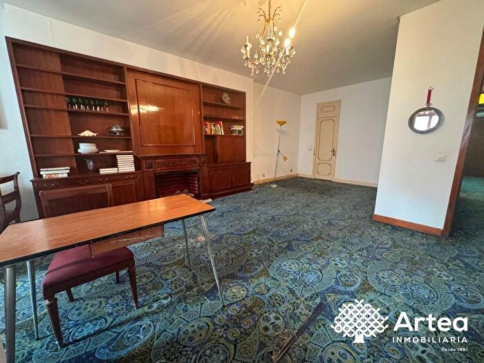 Casas en venta y pisos alquiler - 2