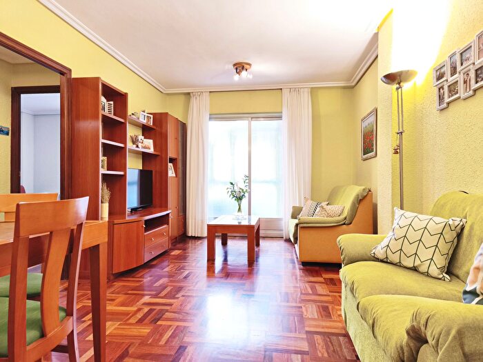 Casas en venta y pisos alquiler - 1