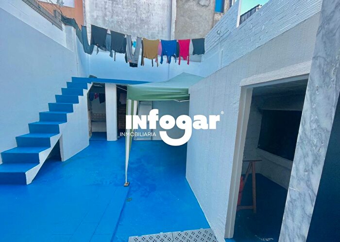 Casas en venta y pisos alquiler - 3