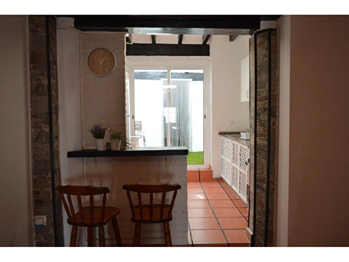 Casas en venta y pisos alquiler - 2
