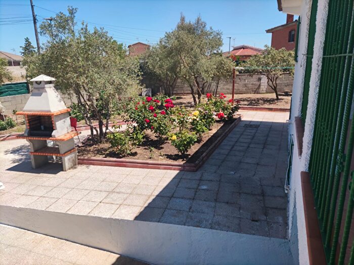 Casas en venta y pisos alquiler - 1