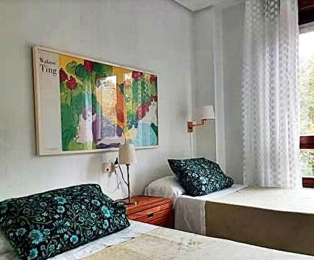 Casas en venta y pisos alquiler - 3