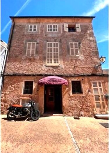 Casa en venta en Capdepera Poble, Capdepera de 6 habitaciones