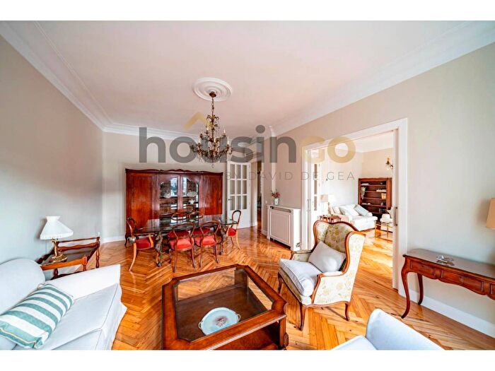 Casas en venta y pisos alquiler - 3