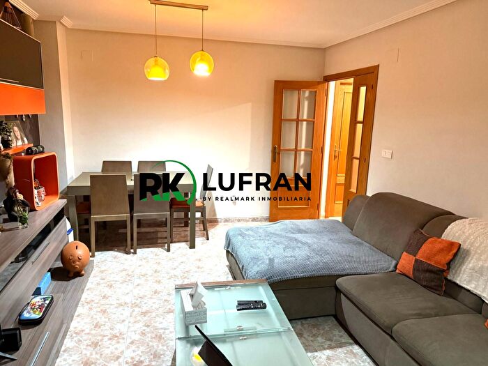 Casas en venta y pisos alquiler - 2