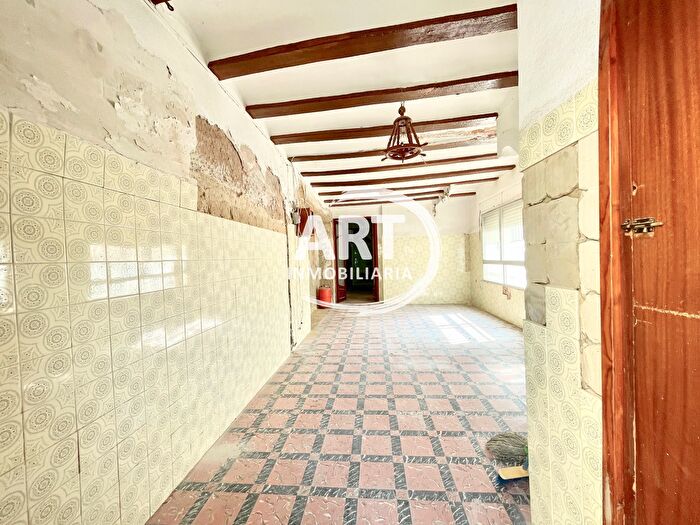 Casas en venta y pisos alquiler - 2