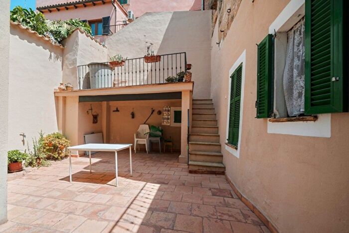 Casa en venta en Ciutat dAlcúdia, Alcúdia de 7 habitaciones