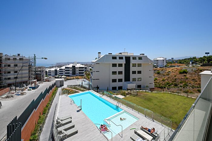 Piso en venta en El Higuerón, Fuengirola de 3 habitaciones