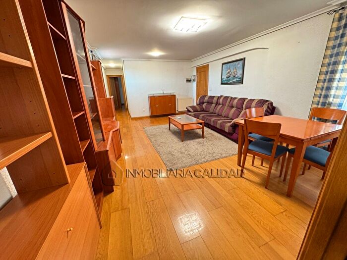 Casas en venta y pisos alquiler - 2