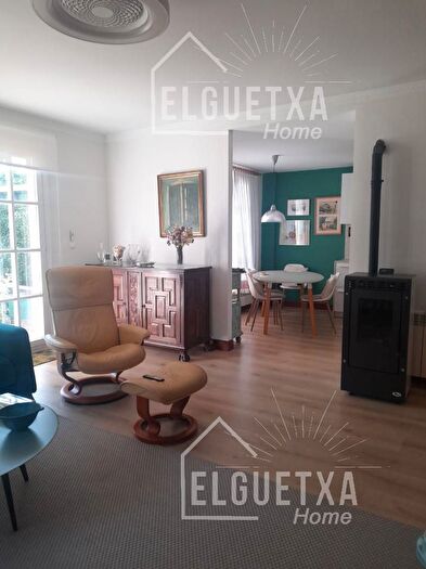 Casas en venta y pisos alquiler - 2