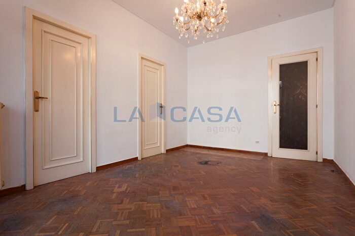 Piso en venta en Eixample, Sagrada Família de 4 habitaciones