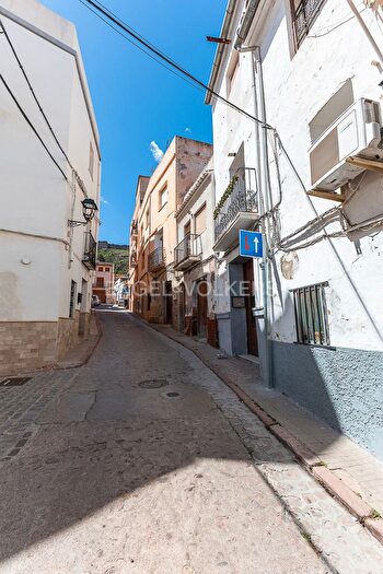 Casas en venta y pisos alquiler - 2