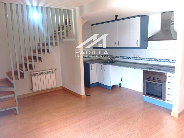 Casas en venta y pisos alquiler - 1