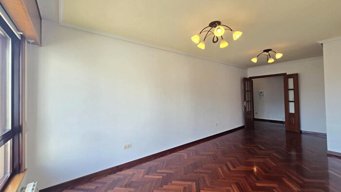 Piso en alquiler en Portádego Vilaboa Norte, Culleredo de 3 habitaciones