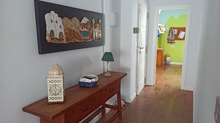 Casas en venta y pisos alquiler - 2
