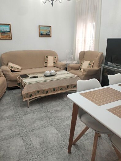 Casas en venta y pisos alquiler - 2