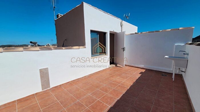 Casas en venta y pisos alquiler - 2