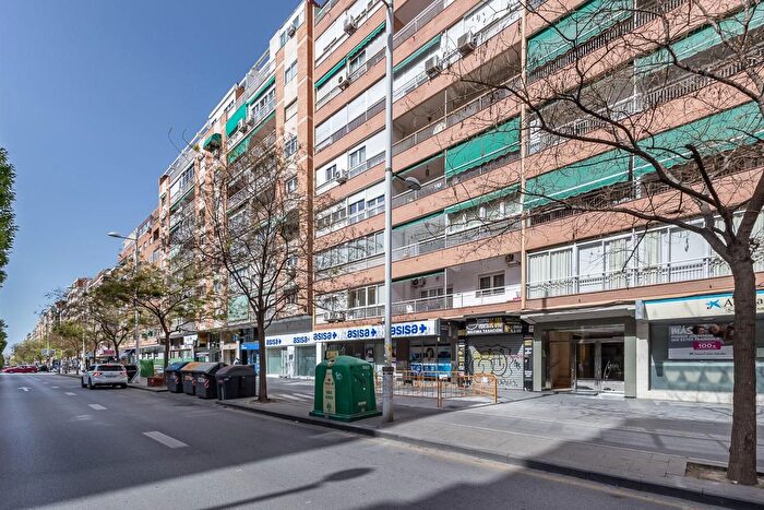 Piso en venta en Ronda, Camino de Ronda de 3 habitaciones