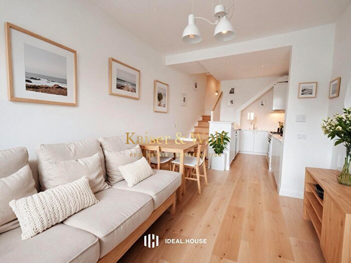 Casas en venta y pisos alquiler - 1