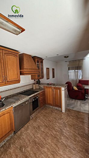Casas en venta y pisos alquiler - 1