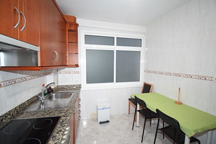 Casas en venta y pisos alquiler - 2