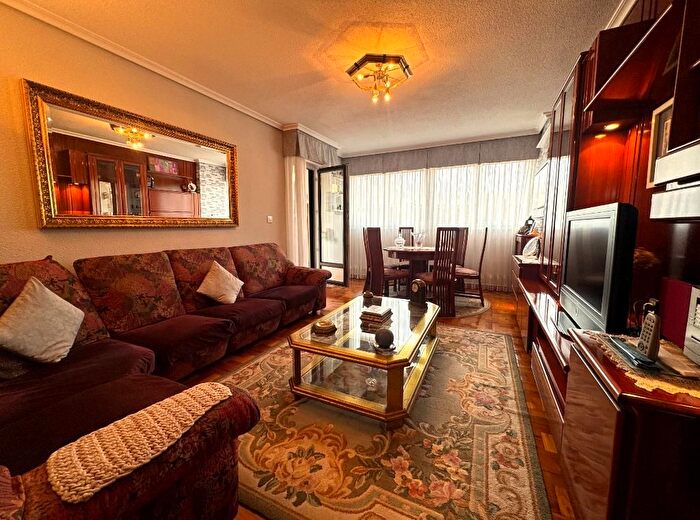 Casas en venta y pisos alquiler - 1