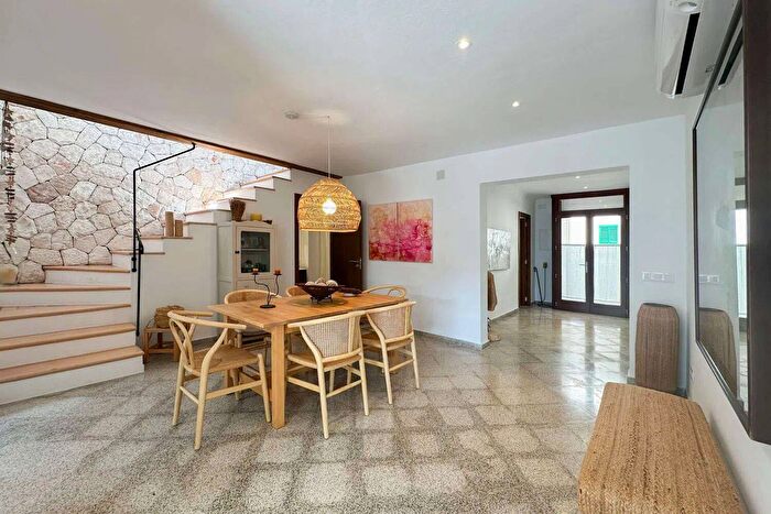 Casas en venta y pisos alquiler - 3