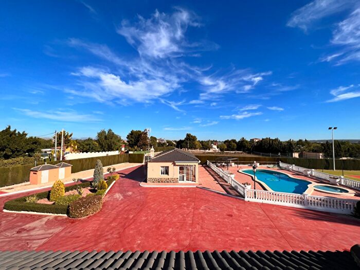 Casa en venta en Perleta Maitino, Elche Elx de 5 habitaciones