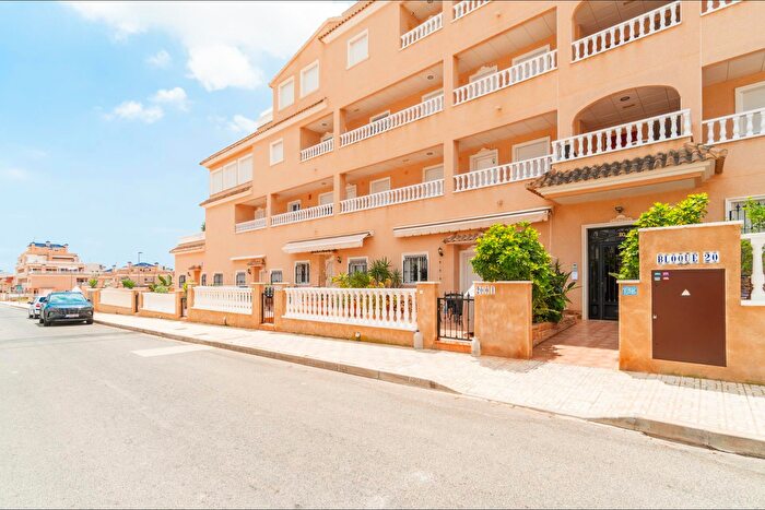 Piso en venta en Orihuela Costa, Villamartín Las Filipinas de 2 habitaciones