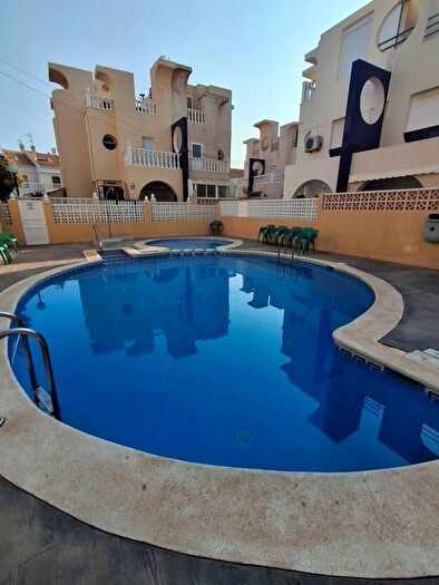 Casas en venta y pisos alquiler - 1