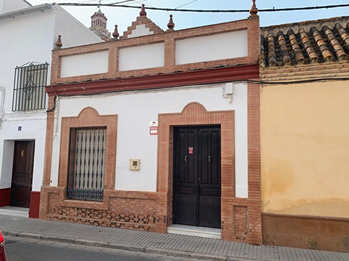 Casa en venta en Tocina, Sevilla de 3 habitaciones