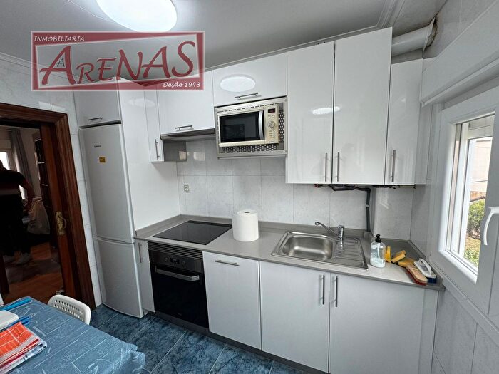 Casas en venta y pisos alquiler - 2