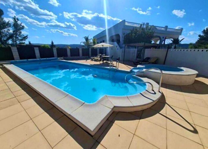 Casa en venta en Guadassuar, Valencia de 5 habitaciones