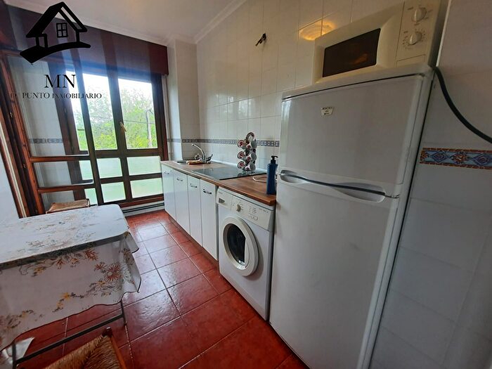 Piso en venta en Corvera de Toranzo, Cantabria de 2 habitaciones